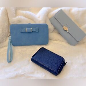 New set of 3 wallet and card holders. Beautiful blues.